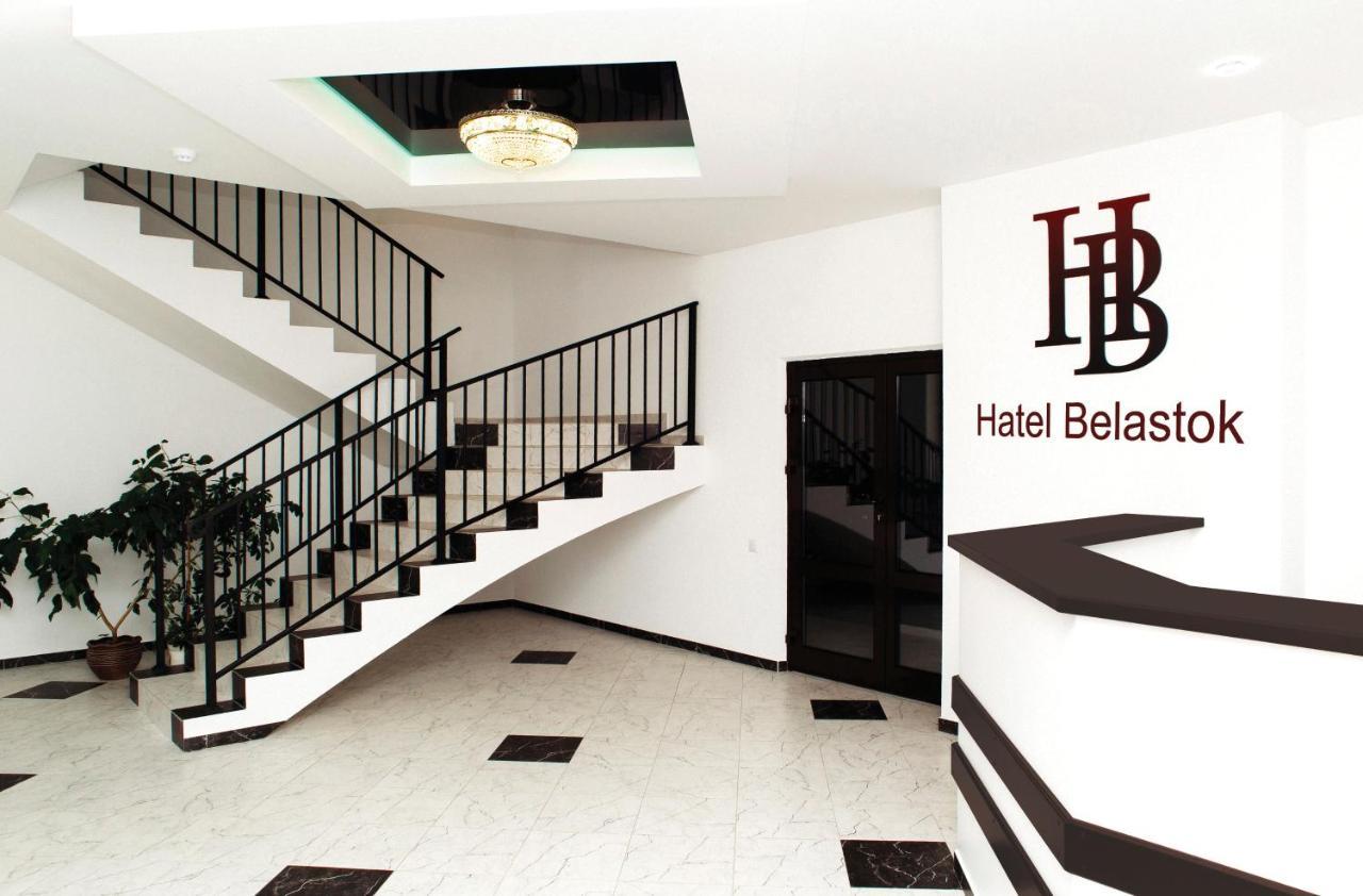 Belastok Hotel Nyasvizh Exterior photo